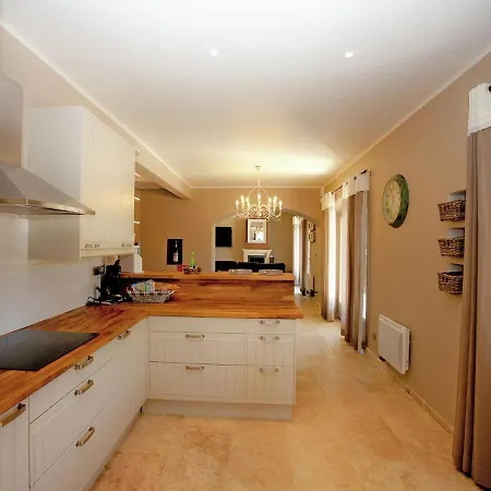 In Provence With Infinity Pool Martres-Tolosane